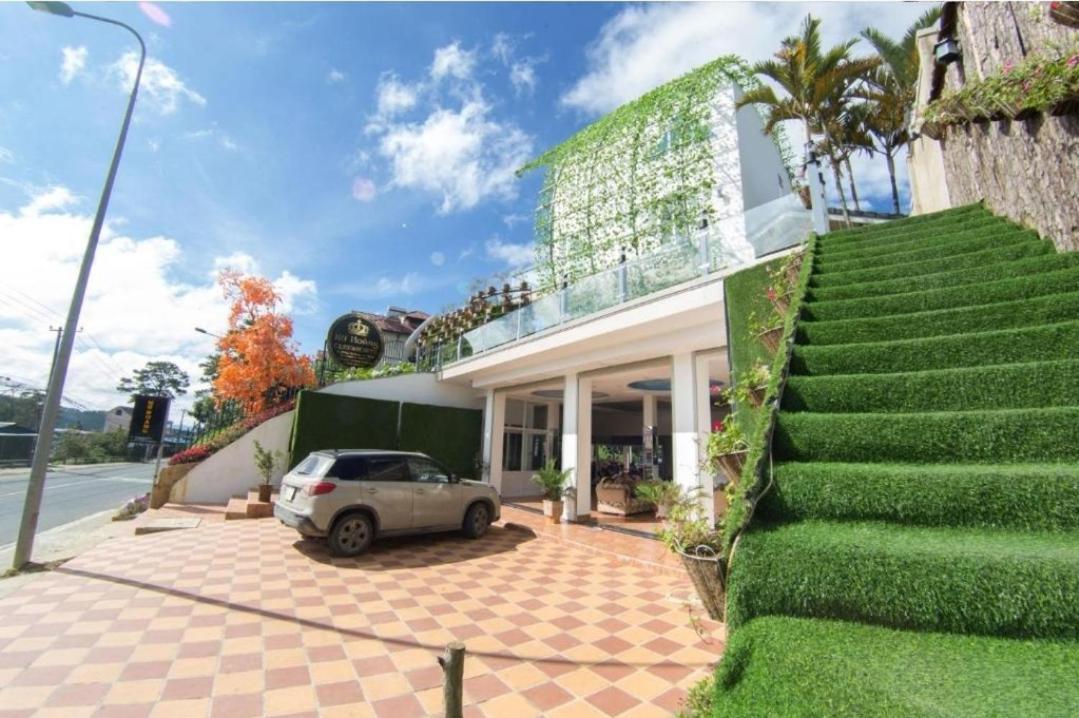 Lucina Boutique Da Lat