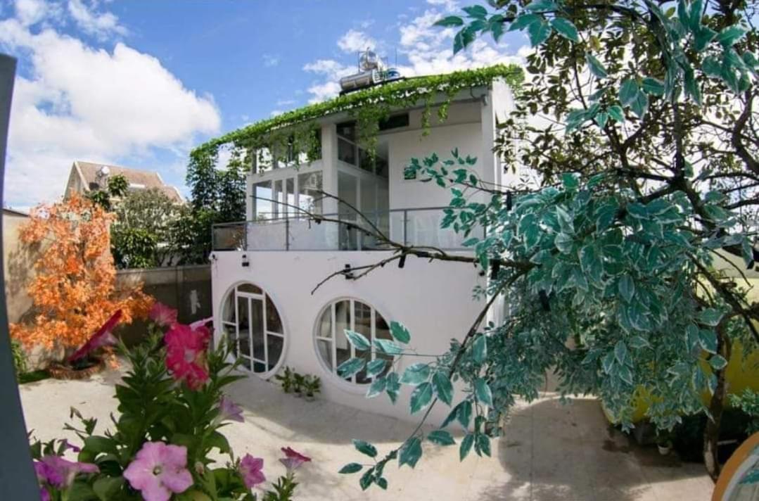 Lucina Boutique * Da Lat